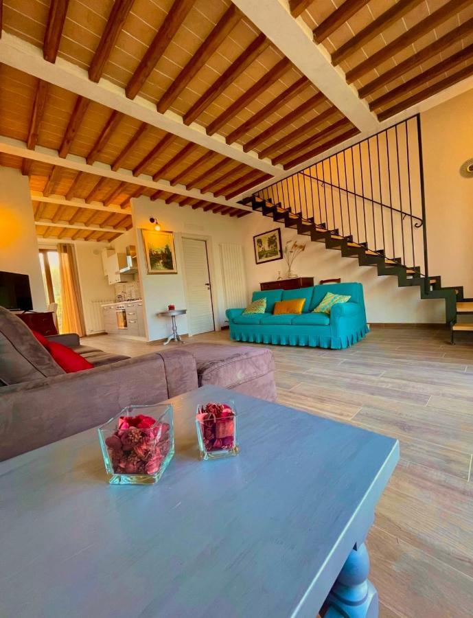 Agriturismo La Corte Del Sole Сиена Экстерьер фото