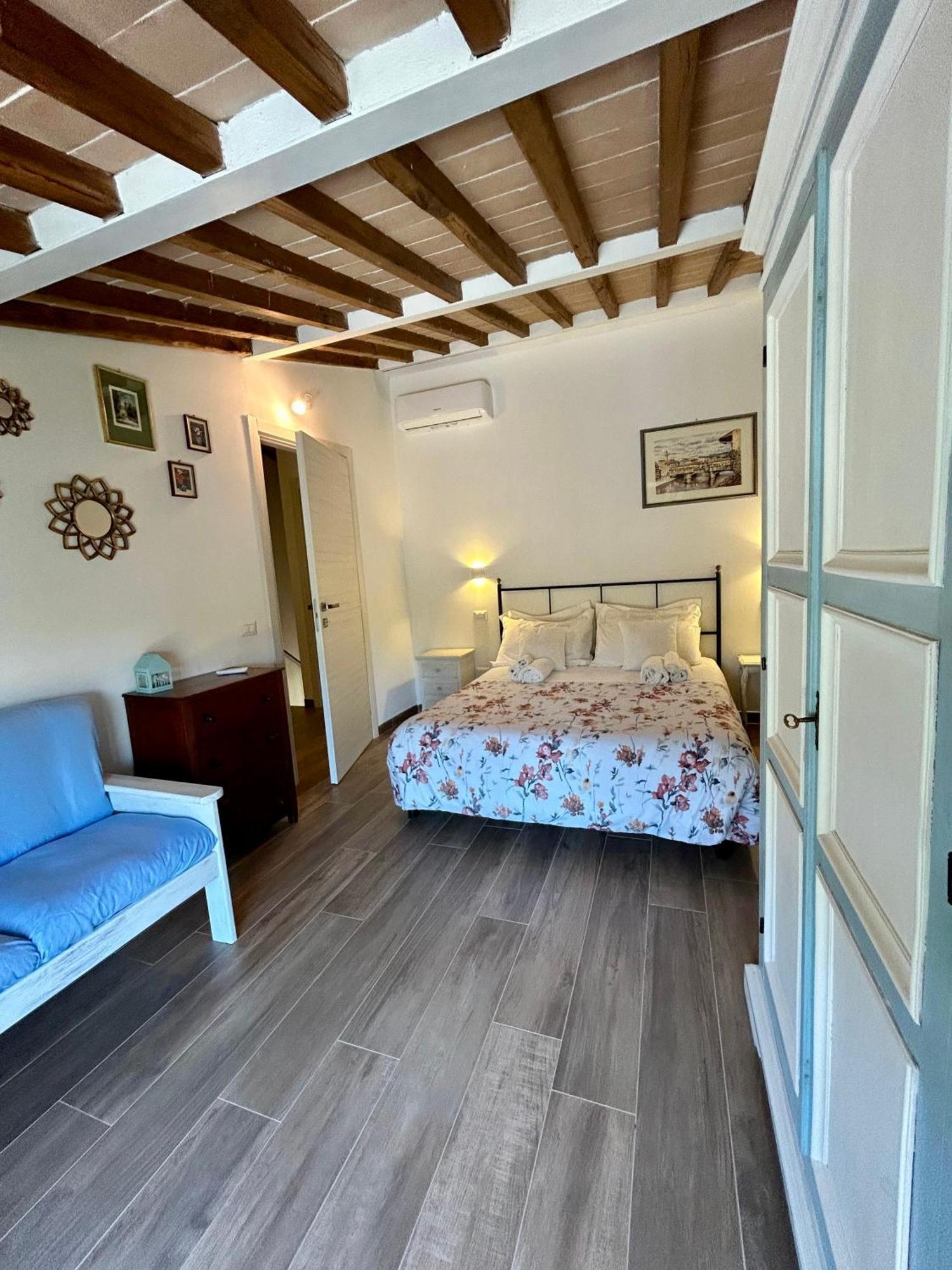 Agriturismo La Corte Del Sole Сиена Экстерьер фото